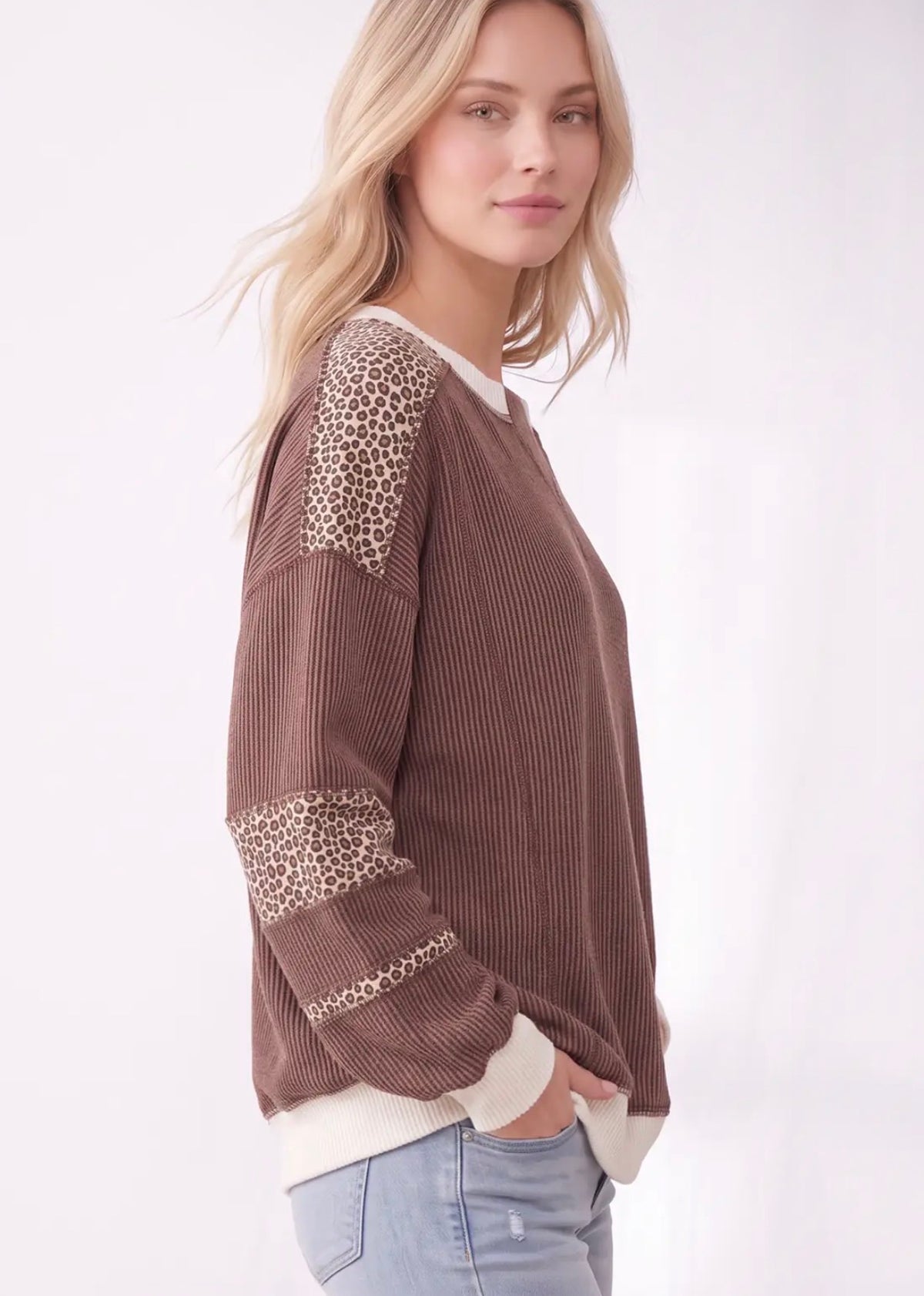 Leopard Print Contrast Ribbed Sweatshirt